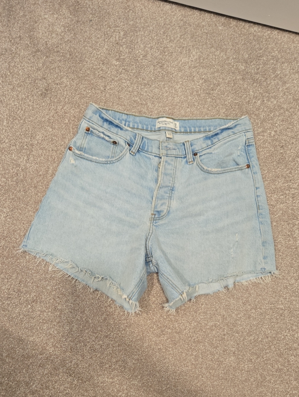 Light Wash Denim Frayed Hem Women's Shorts
